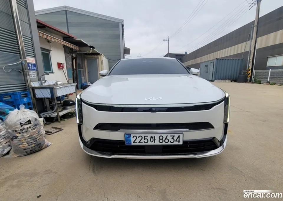 Kia K8 2.5 2WD 2025 — фото 1, купить с доставкой в Москву