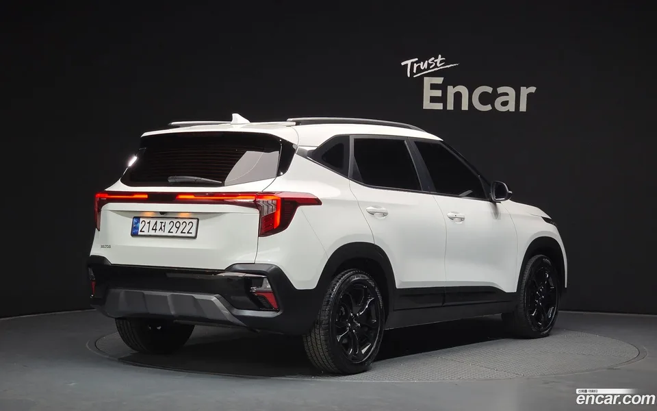 Kia Seltos 1.6 2WD 2023 — миниатюра 2