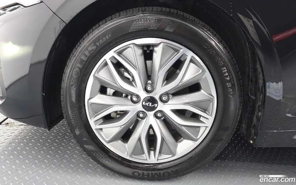 Kia K5 Hybrid 2023 — миниатюра 5