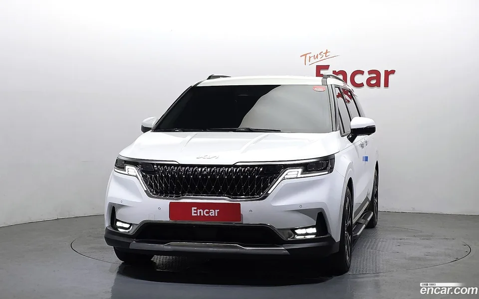 Kia Carnival 7 2023 — миниатюра 3