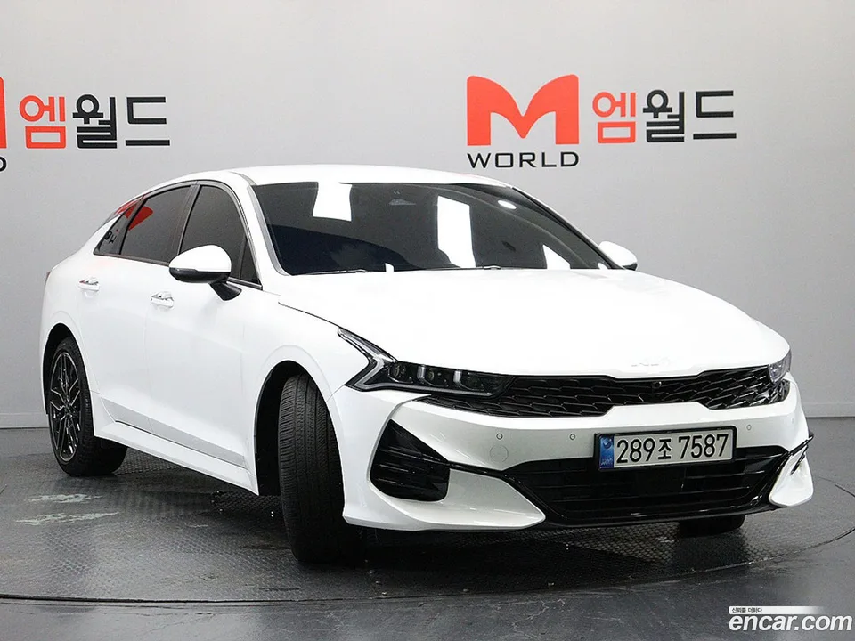 Kia K 5 1.6 2022 — миниатюра 2