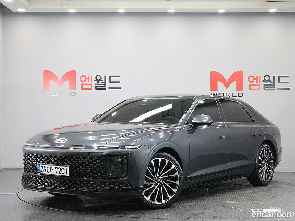 Hyundai Grandeur 2.5 2WD 2023 — фото 1, купить с доставкой в Москву