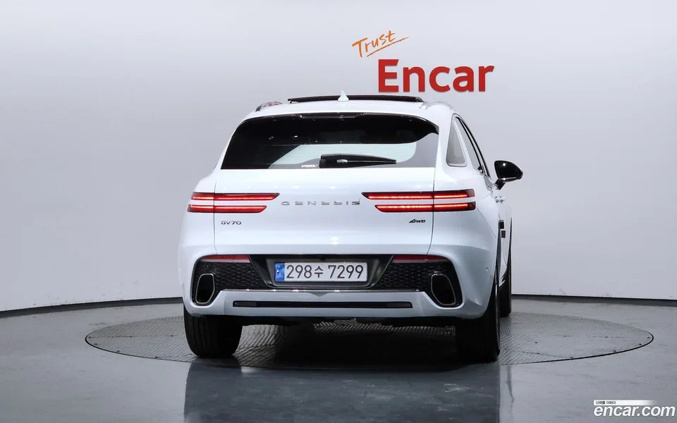 Genesis GV70 2.5T AWD 2023 — миниатюра 4