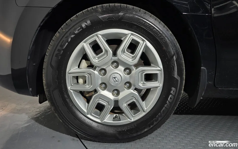 Hyundai Staria 5 2023 — миниатюра 5