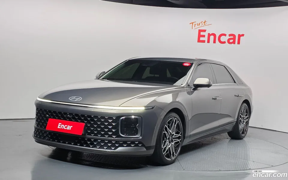 Hyundai Grandeur 3.5 2WD 2023 — фото 1, купить с доставкой в Москву