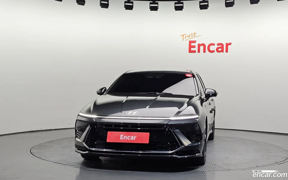Hyundai Sonata The Edge Hybrid 2025 — миниатюра 3