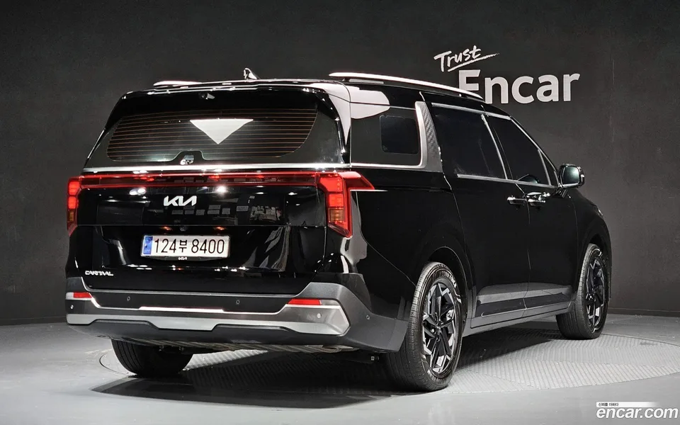 Kia Carnival 9 2024 — миниатюра 2