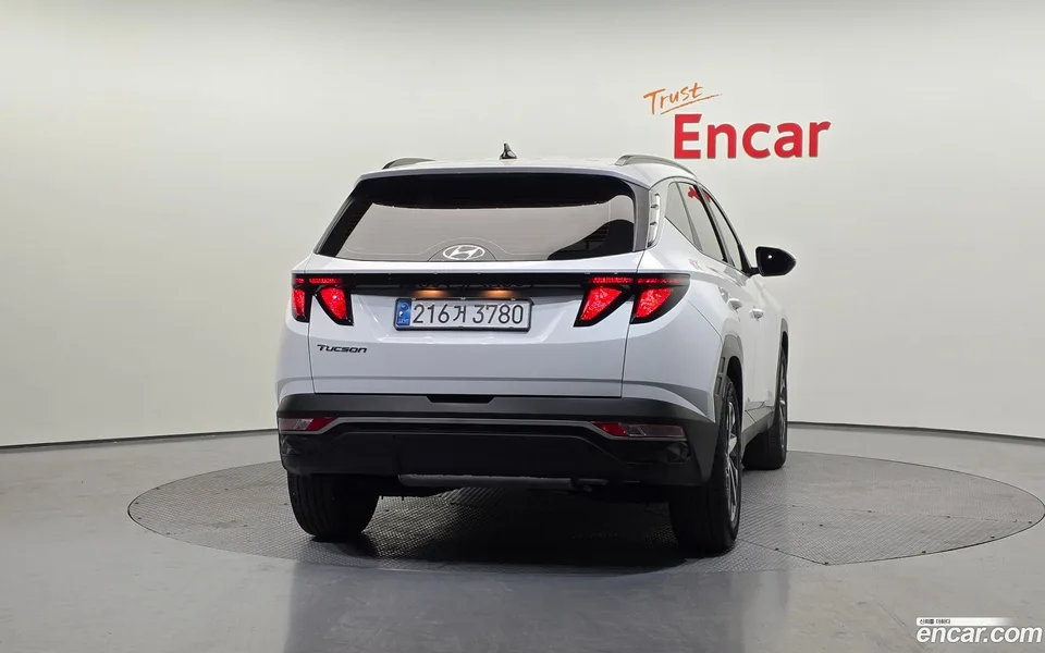 Hyundai Tucson Hybrid 2WD 2022 — миниатюра 4
