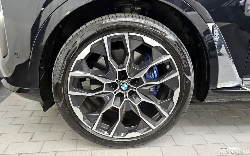 BMW X7 xDrive 40d M 7 2024 — миниатюра 5