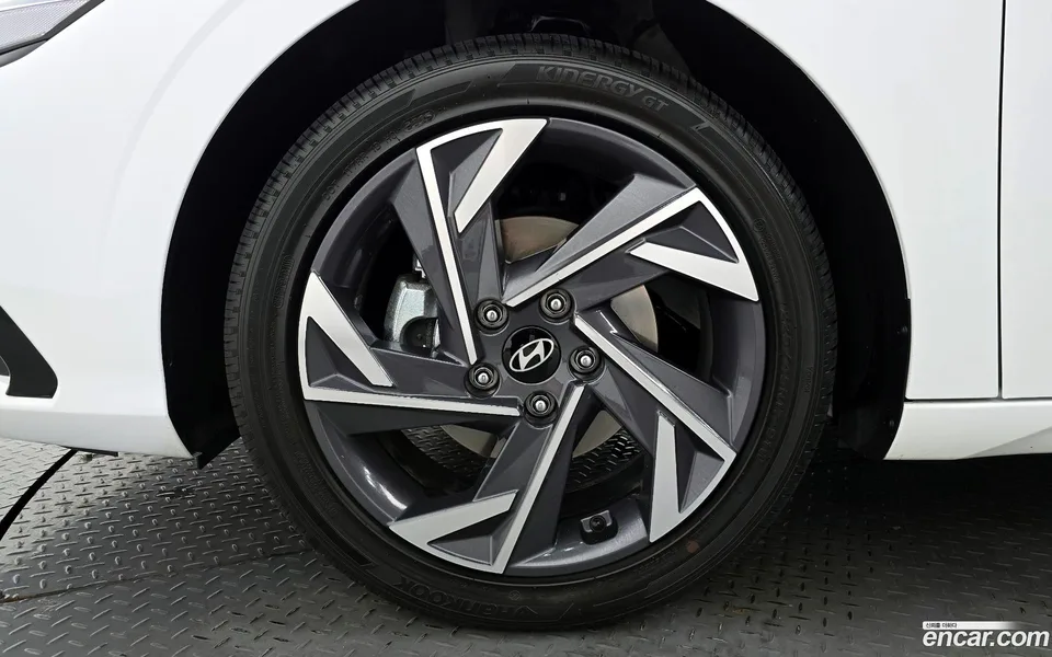 Hyundai Avante CN7 1.6 2025 — миниатюра 5