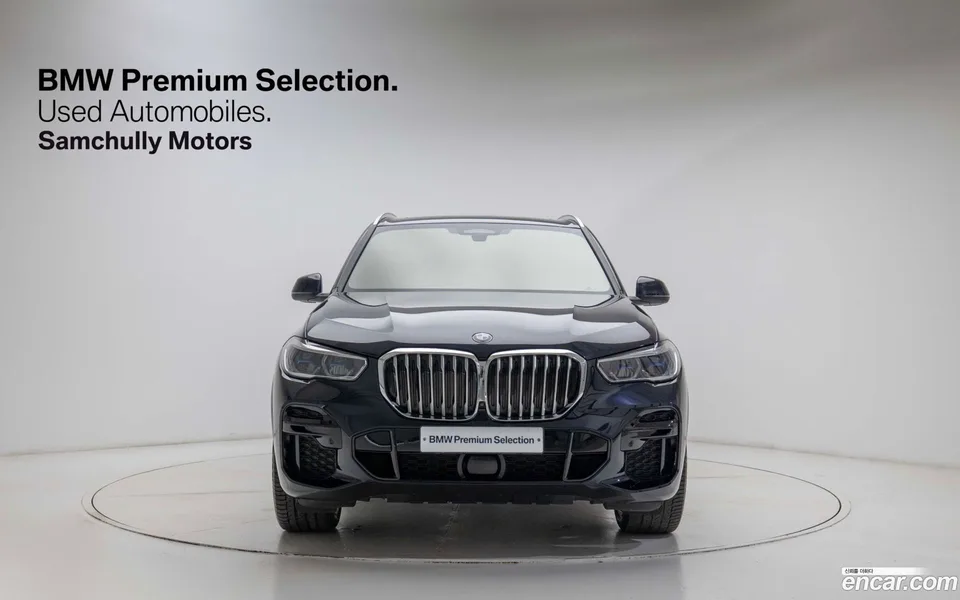 BMW X5 xDrive 40i M 2022 — миниатюра 2