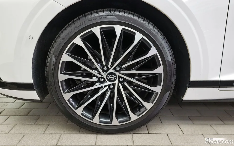 Hyundai Grandeur Hybrid 2023 — миниатюра 5