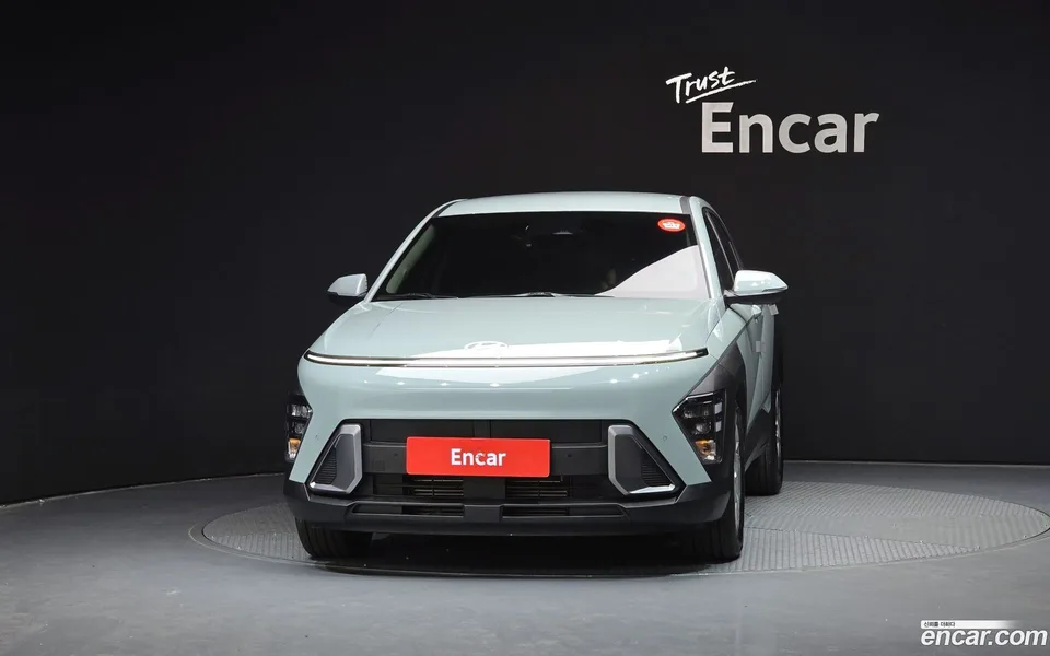 Hyundai Kona 1.6 2WD 2023 — миниатюра 3