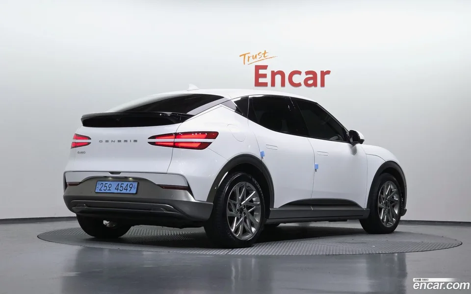 Genesis GV60 AWD 2022 — миниатюра 2