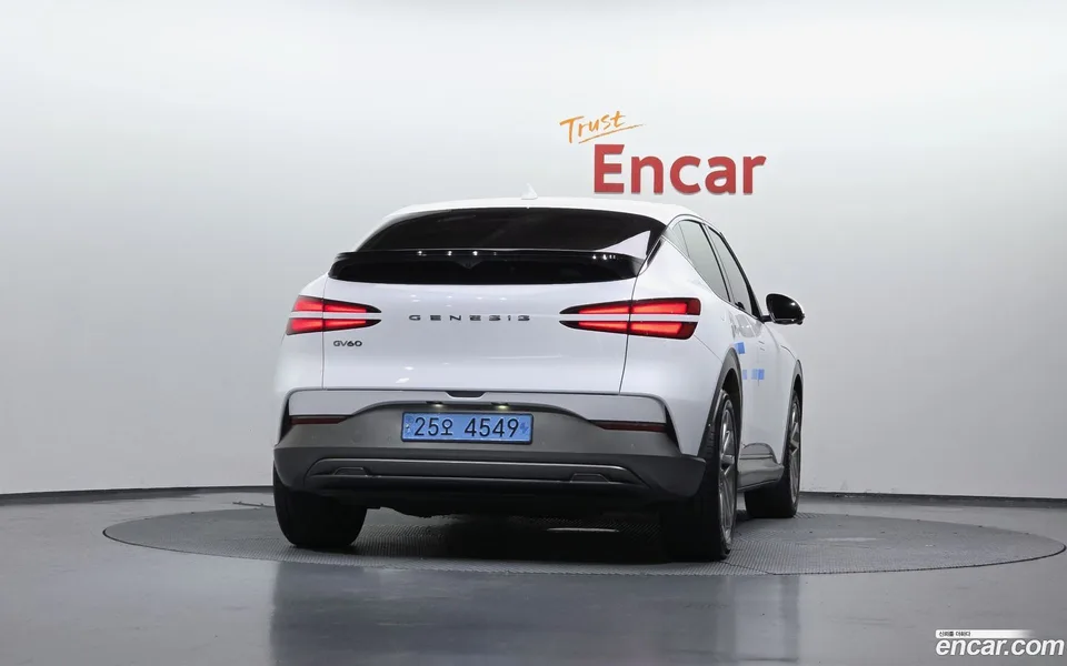 Genesis GV60 AWD 2022 — миниатюра 4