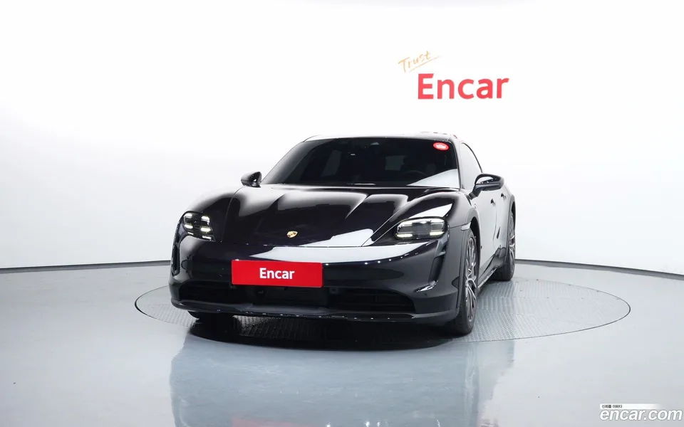 Porsche Taycan 4 2023 — миниатюра 3