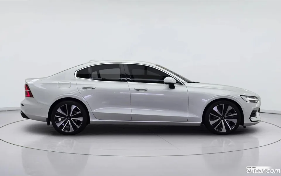 Volvo S60 B5 2023 — миниатюра 4
