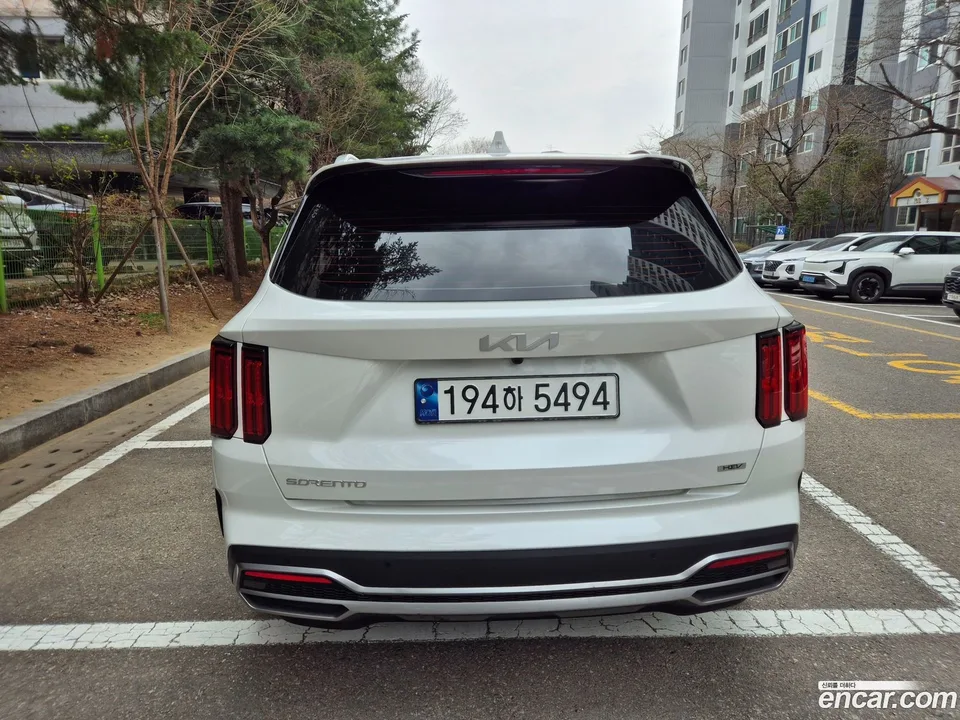 Kia Sorento HEV 1.6 2WD 2023 — миниатюра 2