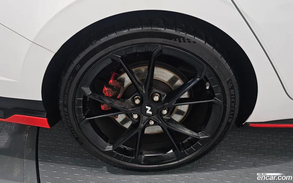 Hyundai Avante CN7 2.0 N 2023 — миниатюра 5