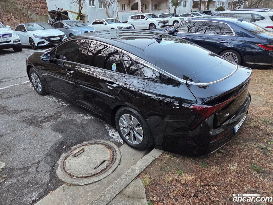 Kia K5 Hybrid 2024 — миниатюра 3