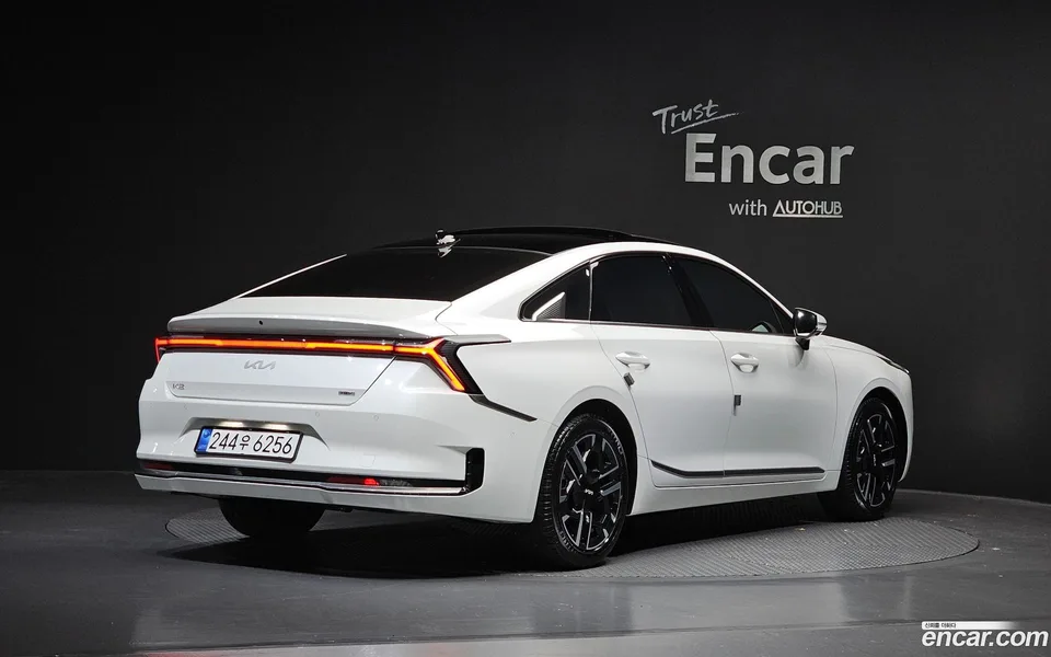 Kia K8 Hybrid 2025 — миниатюра 2