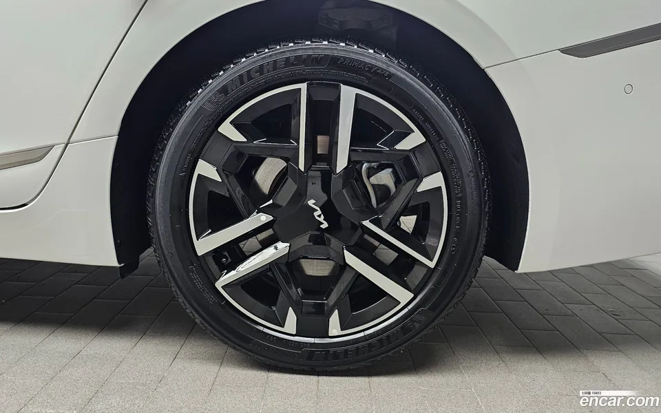 Kia K8 Hybrid 2025 — миниатюра 5