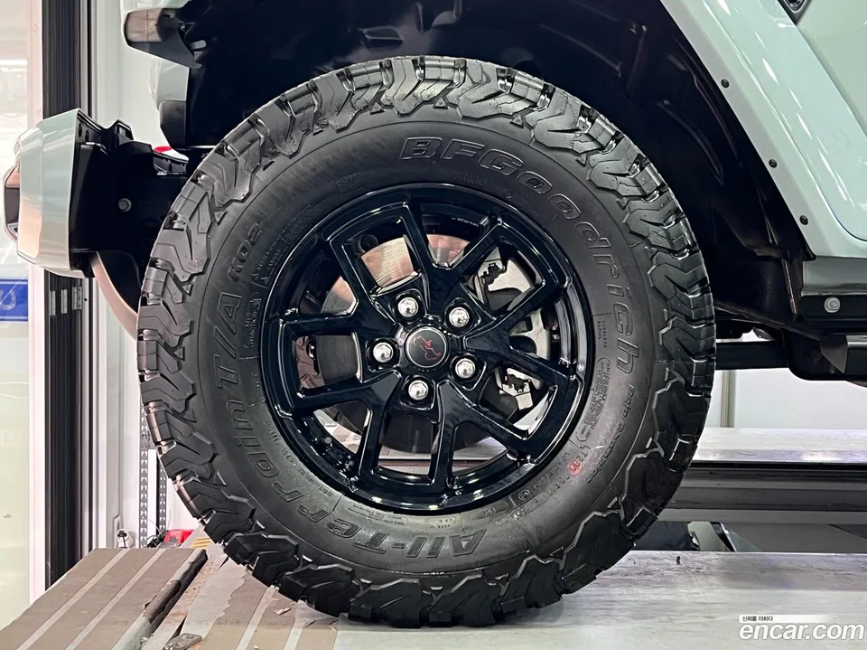 Jeep Wrangler 2.0 4 2024 — миниатюра 5