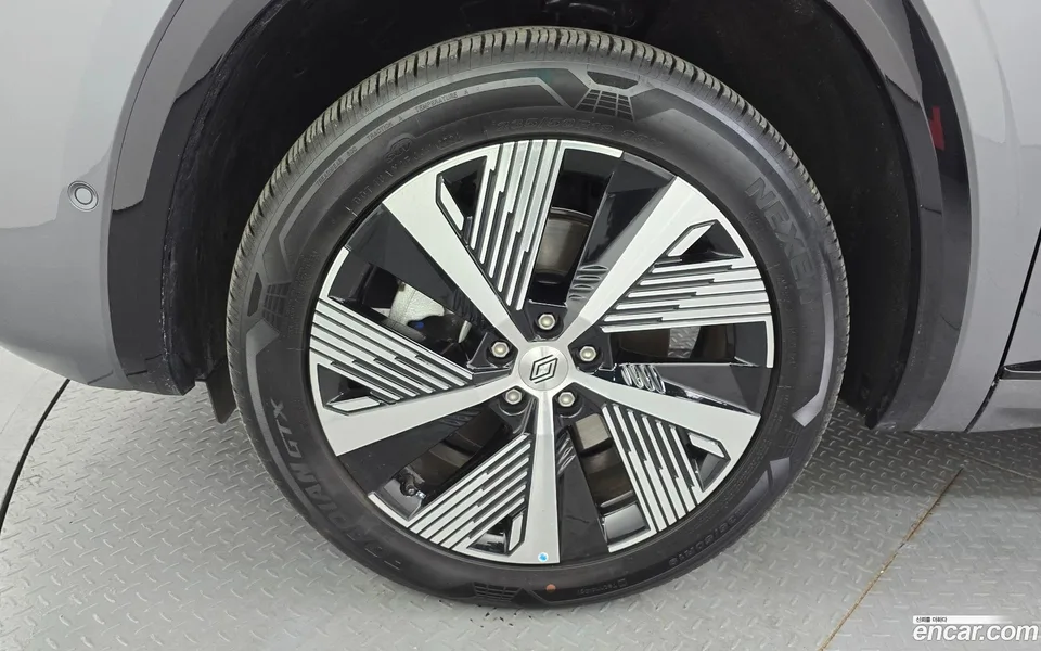 Renault Samsung Grand Koleos 1.5 E-TECH 2WD 2024 — миниатюра 5