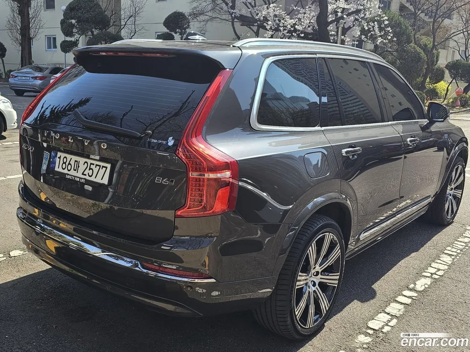 Volvo XC90 B6 2023 — миниатюра 4