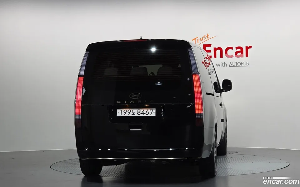 Hyundai Staria HEV 1.6 7 2024 — миниатюра 4