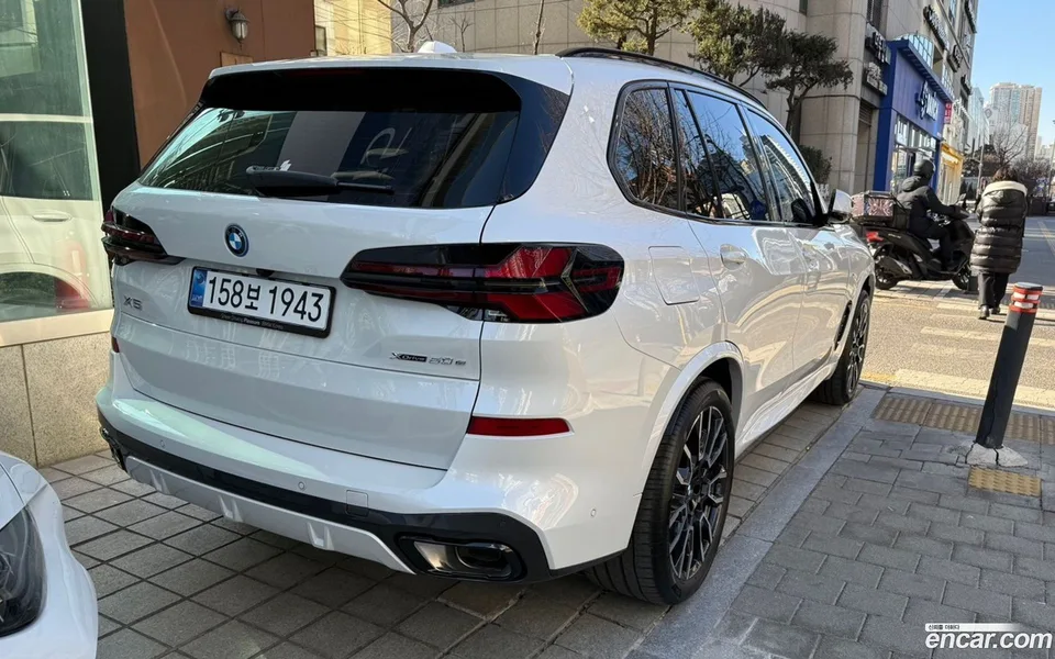 BMW X5 xDrive 50e M 2026 — миниатюра 4