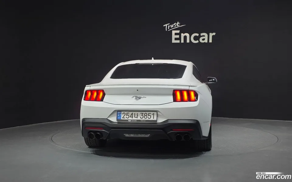 Ford Mustang 2.3 2024 — миниатюра 4