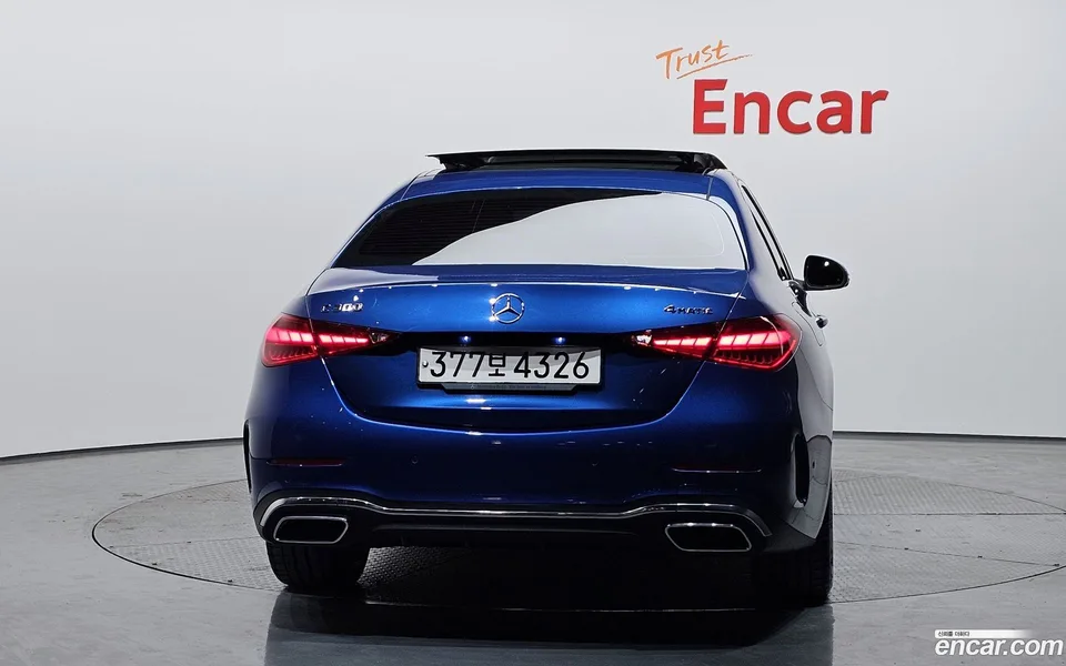 Mercedes-Benz C-Class C300 4MATIC AMG Line 2023 — миниатюра 4