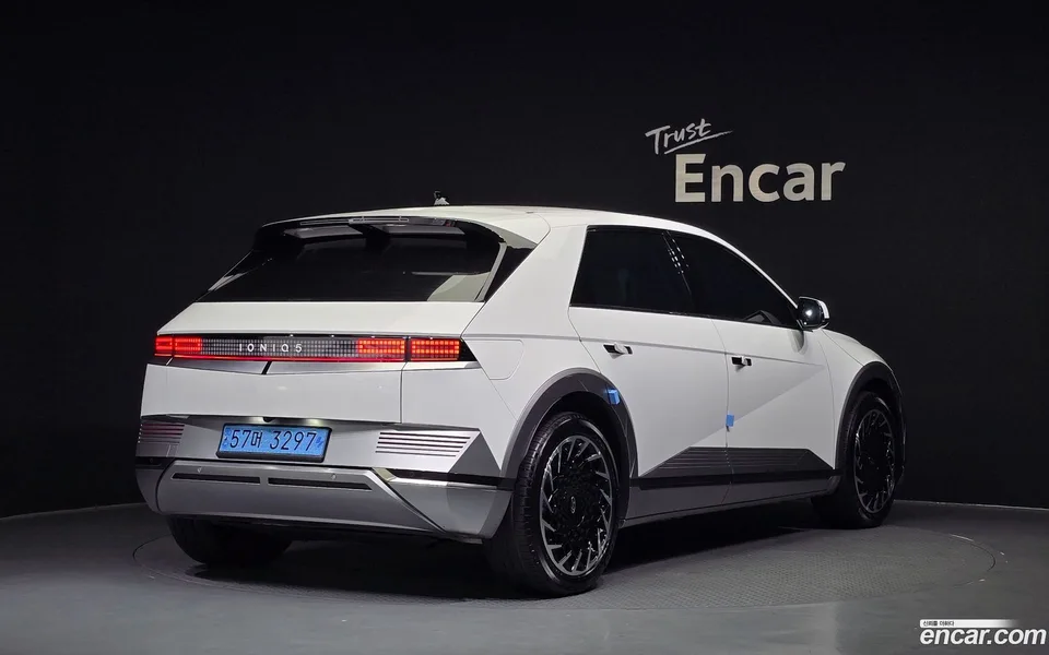 Hyundai Ioniq 5 2024 — миниатюра 2