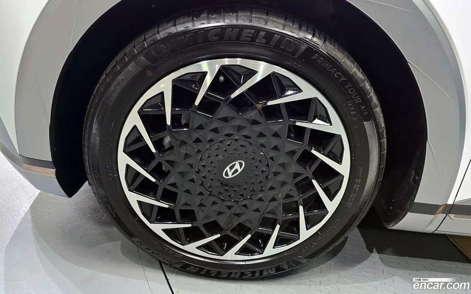 Hyundai Ioniq 5 2024 — миниатюра 5