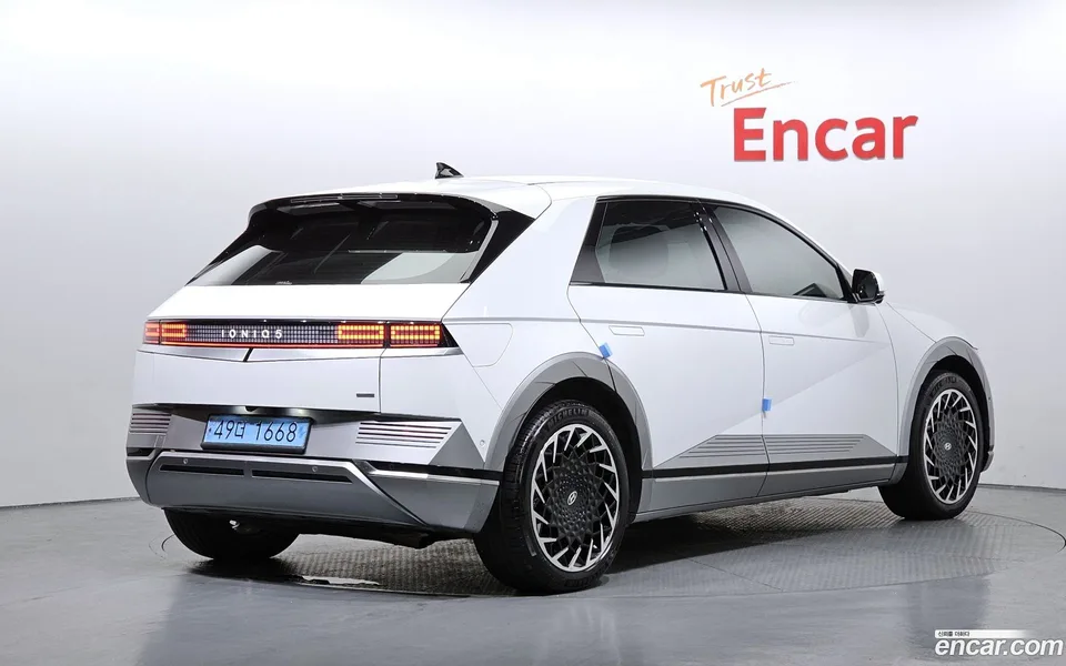 Hyundai Ioniq 5 2024 — миниатюра 2