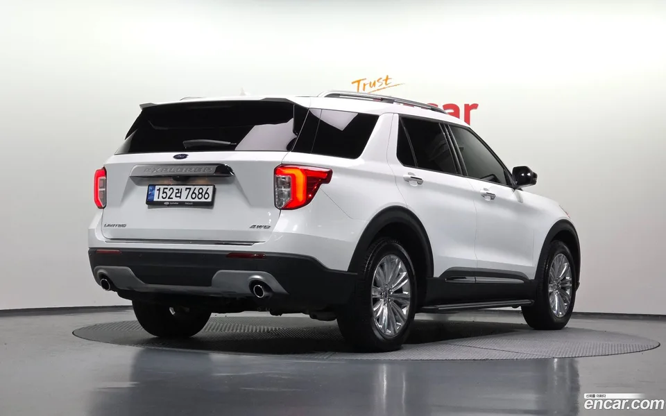 Ford Explorer 2.3 4WD 2023 — миниатюра 2