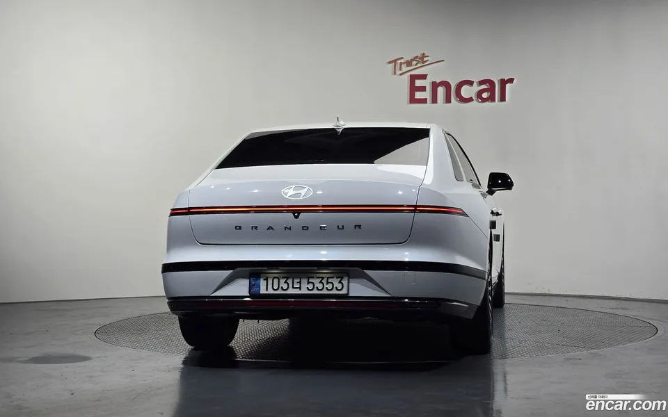 Hyundai Grandeur 2.5 2WD 2023 — миниатюра 4
