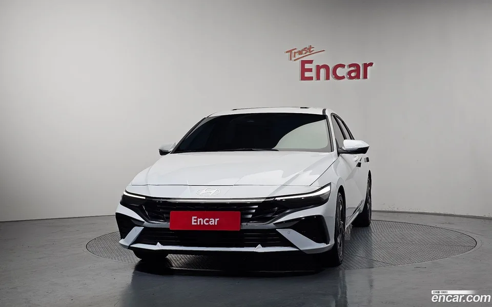 Hyundai Avante CN7 1.6 2023 — миниатюра 2