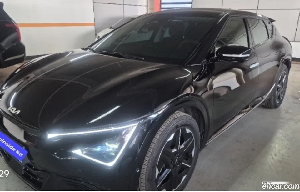 Kia EV6 2WD 2024 — фото 1, купить с доставкой в Москву
