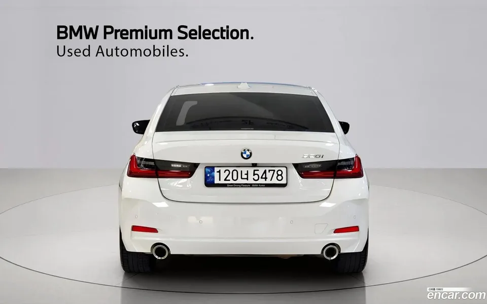 BMW 3 Series 320i 2022 — миниатюра 2