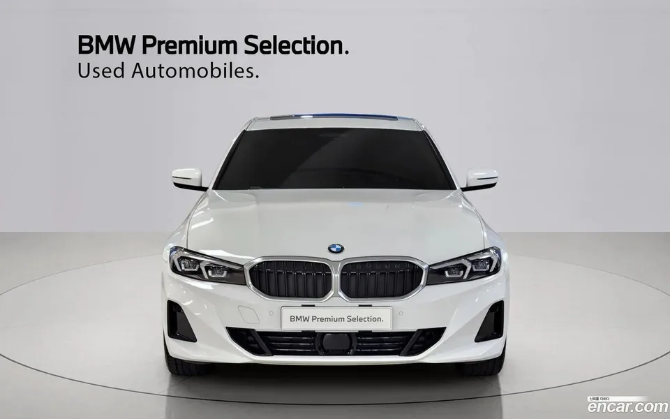 BMW 3 Series 320i 2022 — миниатюра 4