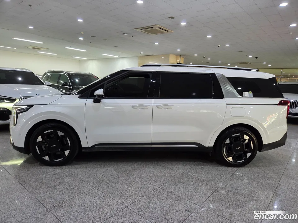 Kia Carnival 7 2025 — миниатюра 3