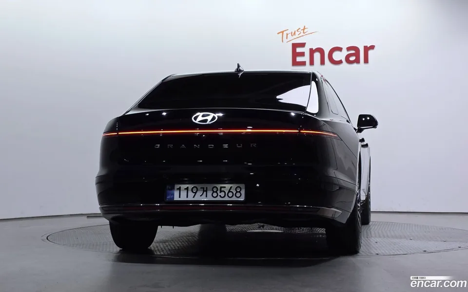 Hyundai Grandeur 2.5 2WD 2023 — миниатюра 4