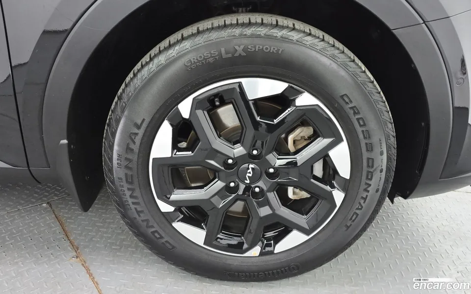 Kia Sorento 2.2 2WD 2023 — миниатюра 5