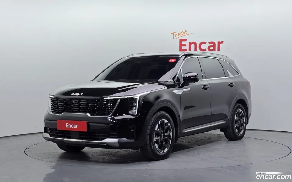 Kia Sorento 2.2 2WD 2023 — фото 1, купить с доставкой в Москву