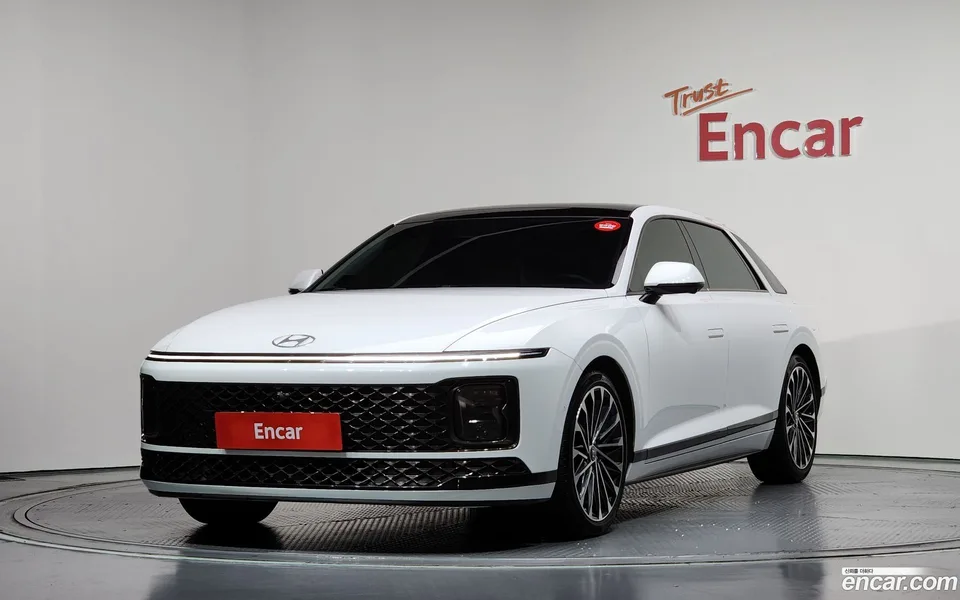 Hyundai Grandeur Hybrid 2023 — фото 1, купить с доставкой в Москву