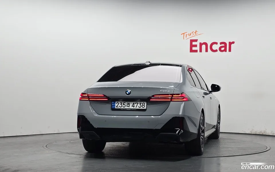 BMW 5 Series 520i M 2024 — миниатюра 4