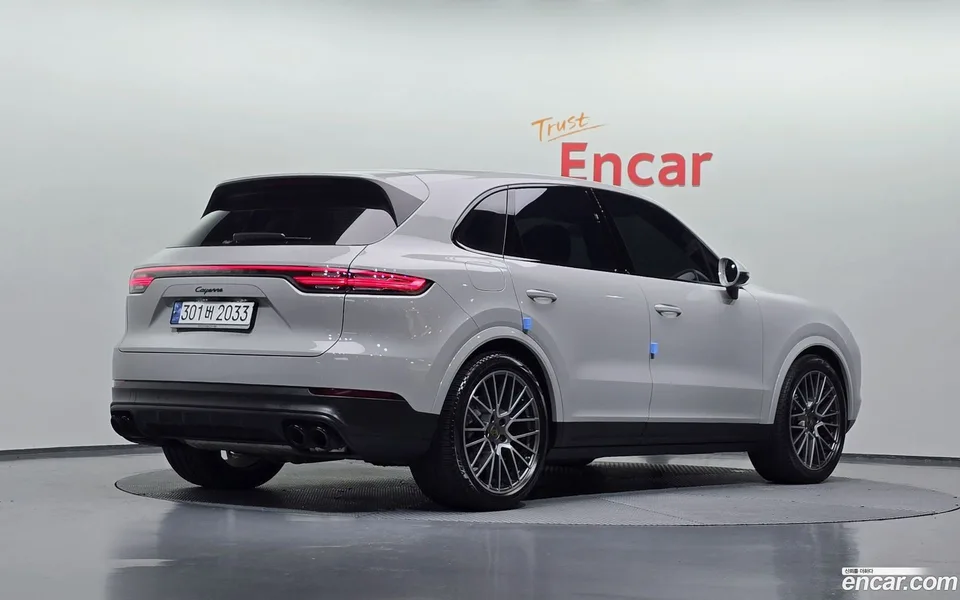 Porsche Cayenne 3.0 2022 — миниатюра 2