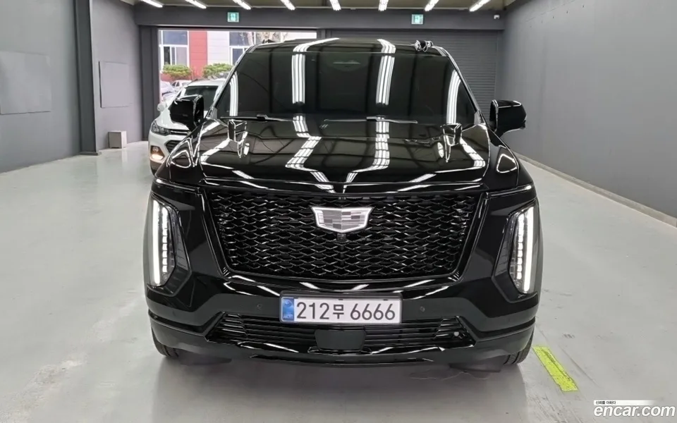 Cadillac Escalade 6.2 2025 — миниатюра 3
